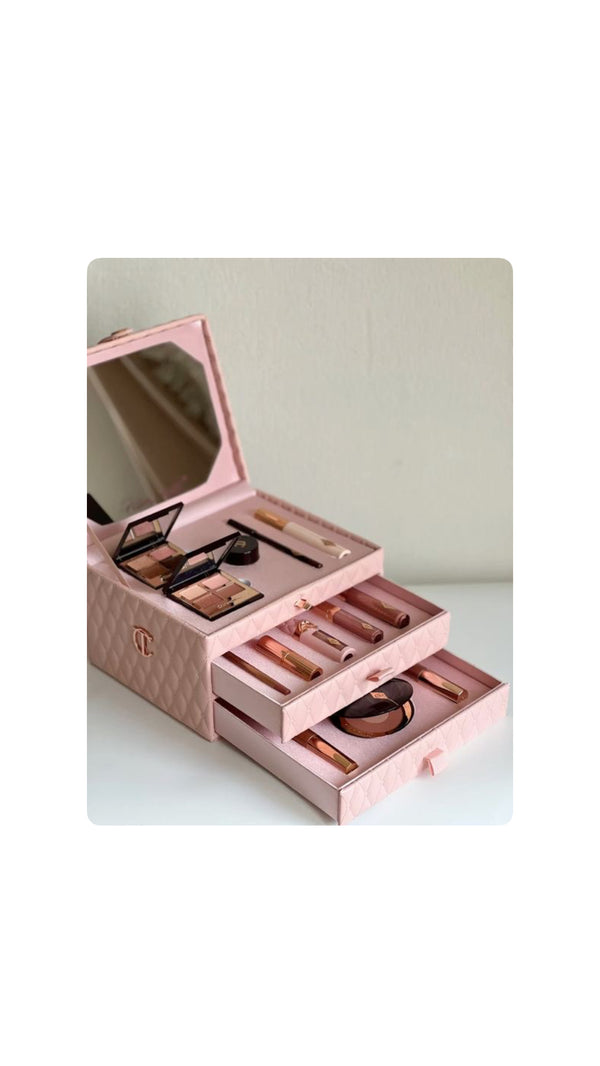 مجموعة شارلوت تيلبري Charlotte Tilbury Package